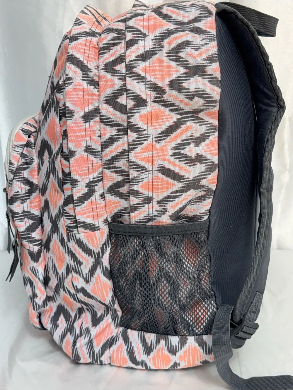 JanSport Trans SuperMax Southwest Ikat Geometric 17” Student Backpack Coral Gray